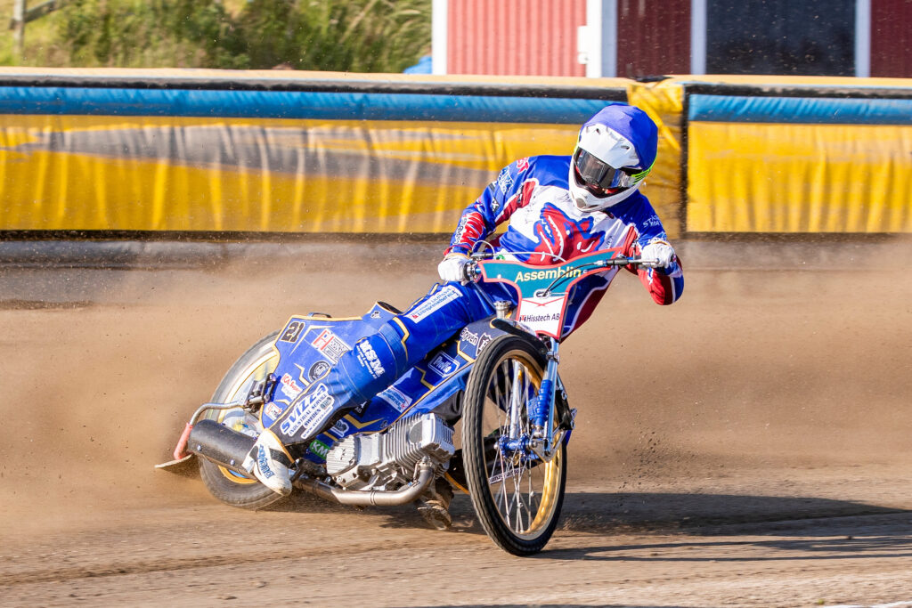 Norrköping, SVERIGE - 3 juni 2025 : Vargarnas Victor Palovaara under speedwaymatchen i Bauhausligan mellan Vargarna och Smederna på Boardic Arena den 20 maj 2025 i Norrköping ( Foto: Emil Särnehed / SarnehedPhoto )  Nyckelord Keywords: Speedway, Bauhausligan, Vargarna, Smederna, ESS, Elitserien, Elitspeedway, ***Betalbild***